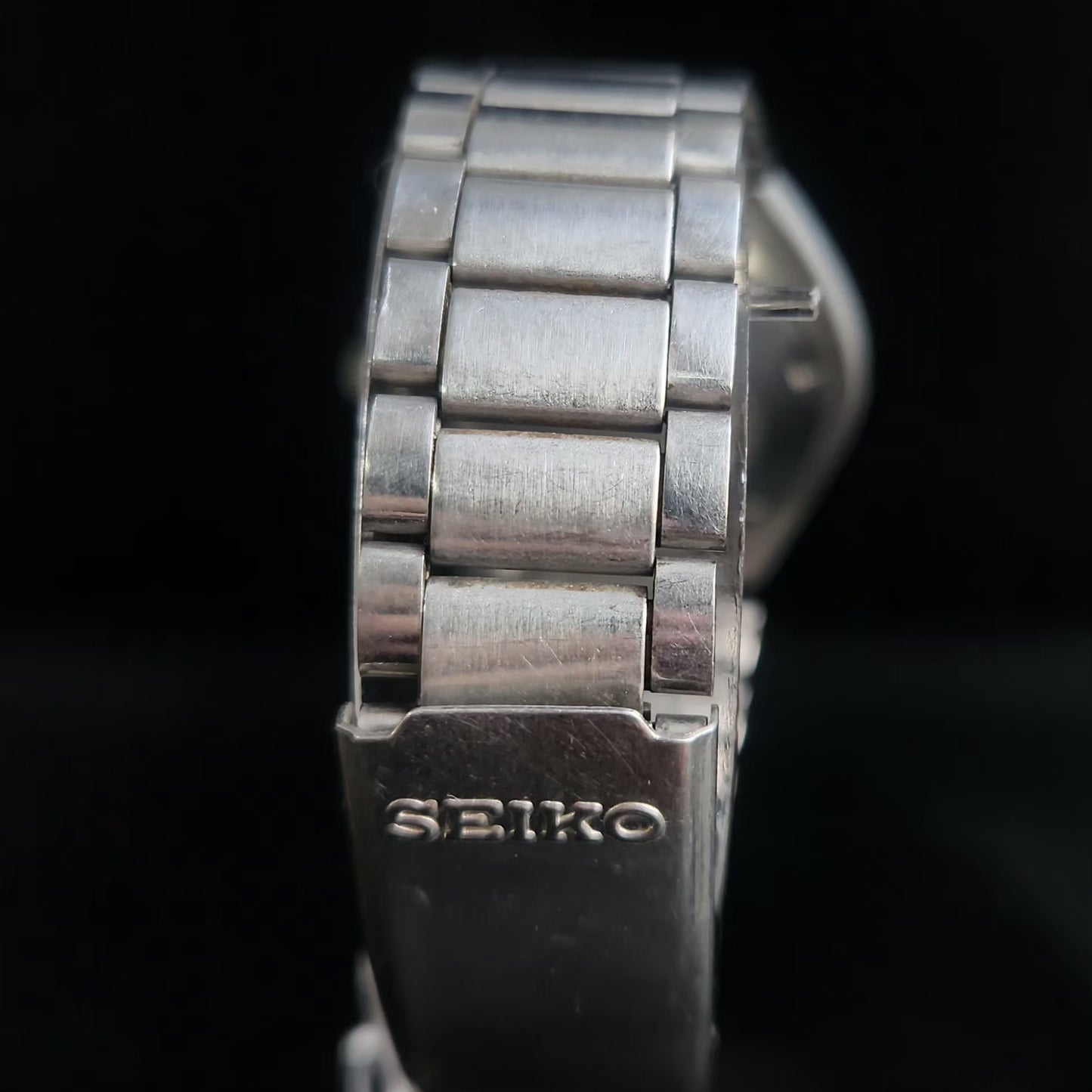 Vintage 1985 Original Seiko 5 Automatic 6309-5820 Black Face 17 Jewels Day-Date Japanese Men's Wrist S14