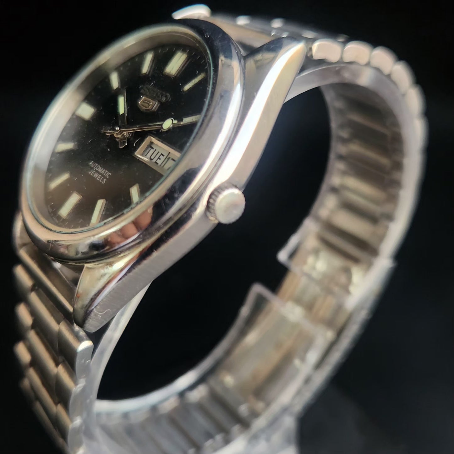 Vintage 1985 Original Seiko 5 Automatic 6309-5820 Black Face 17 Jewels Day-Date Japanese Men's Wrist S14