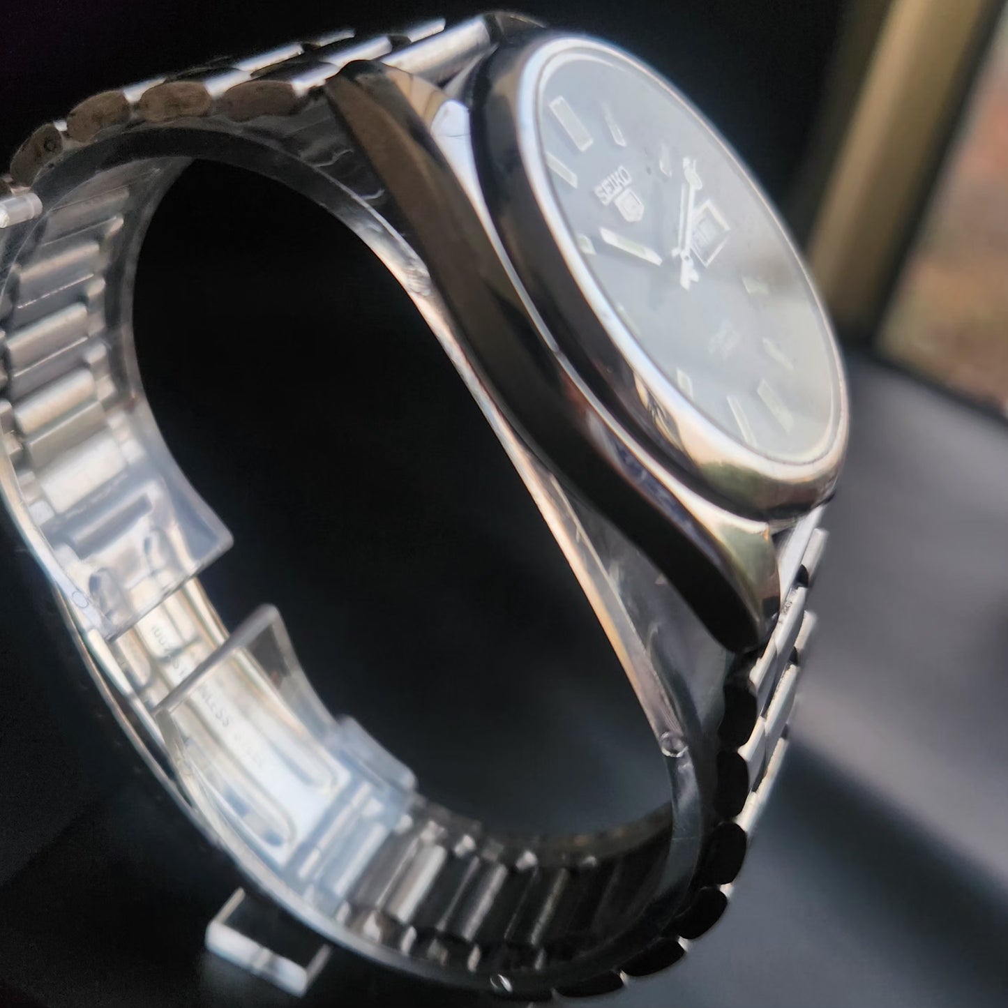 Vintage 1985 Original Seiko 5 Automatic 6309-5820 Black Face 17 Jewels Day-Date Japanese Men's Wrist S14