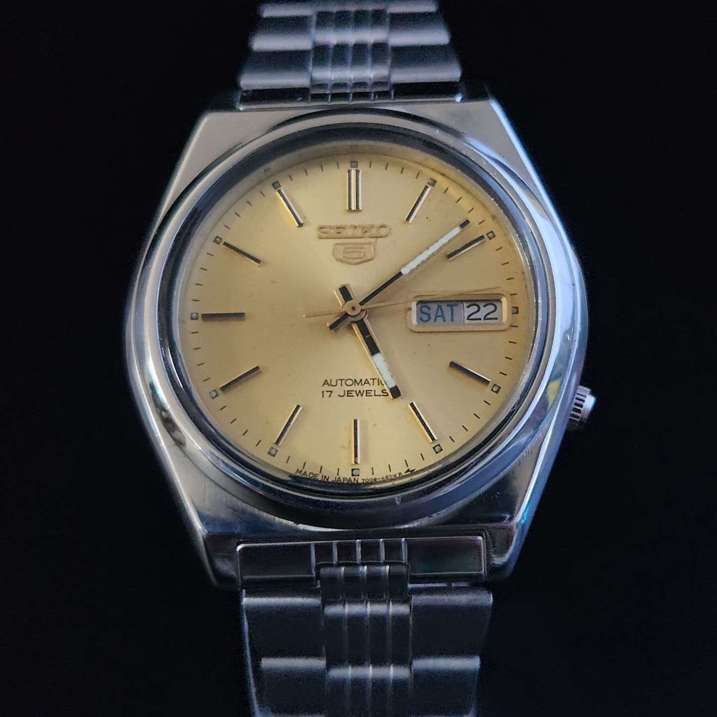 Vintage 1985 Original Seiko 5 Automatic 7009-876A Gold Golden Face 17 Jewels Day-Date Japanese Men's Wrist Watch S16