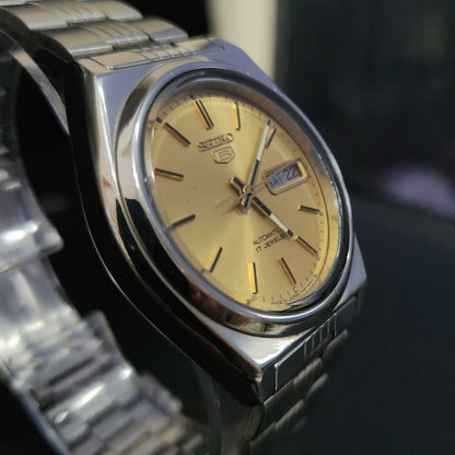 Vintage 1985 Original Seiko 5 Automatic 7009-876A Gold Golden Face 17 Jewels Day-Date Japanese Men's Wrist Watch S16