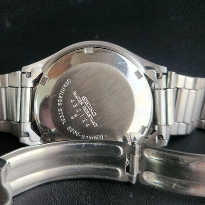 Vintage 1984 Original Seiko 5 Automatic 6309-8230 Black Face 17 Jewels Day-Date Japanese Men's Wrist Watch S18