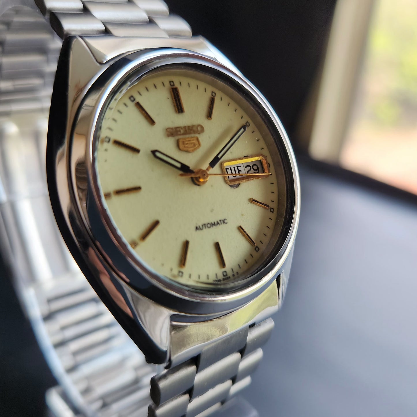 Vintage 1999 Original Seiko 5 Automatic 7S26-3040 lume Face 21 Jewels Day-Date Japanese Men's Wrist Watch S20