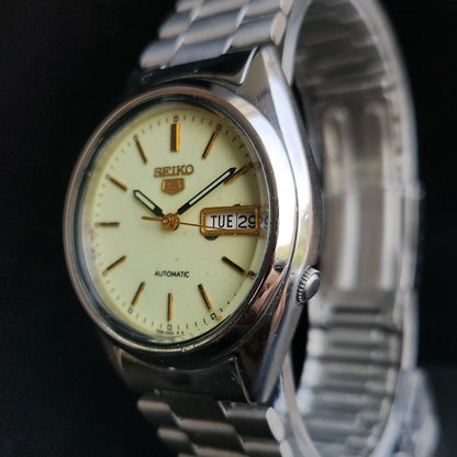 Vintage 1999 Original Seiko 5 Automatic 7S26-3040 lume Face 21 Jewels Day-Date Japanese Men's Wrist Watch S20