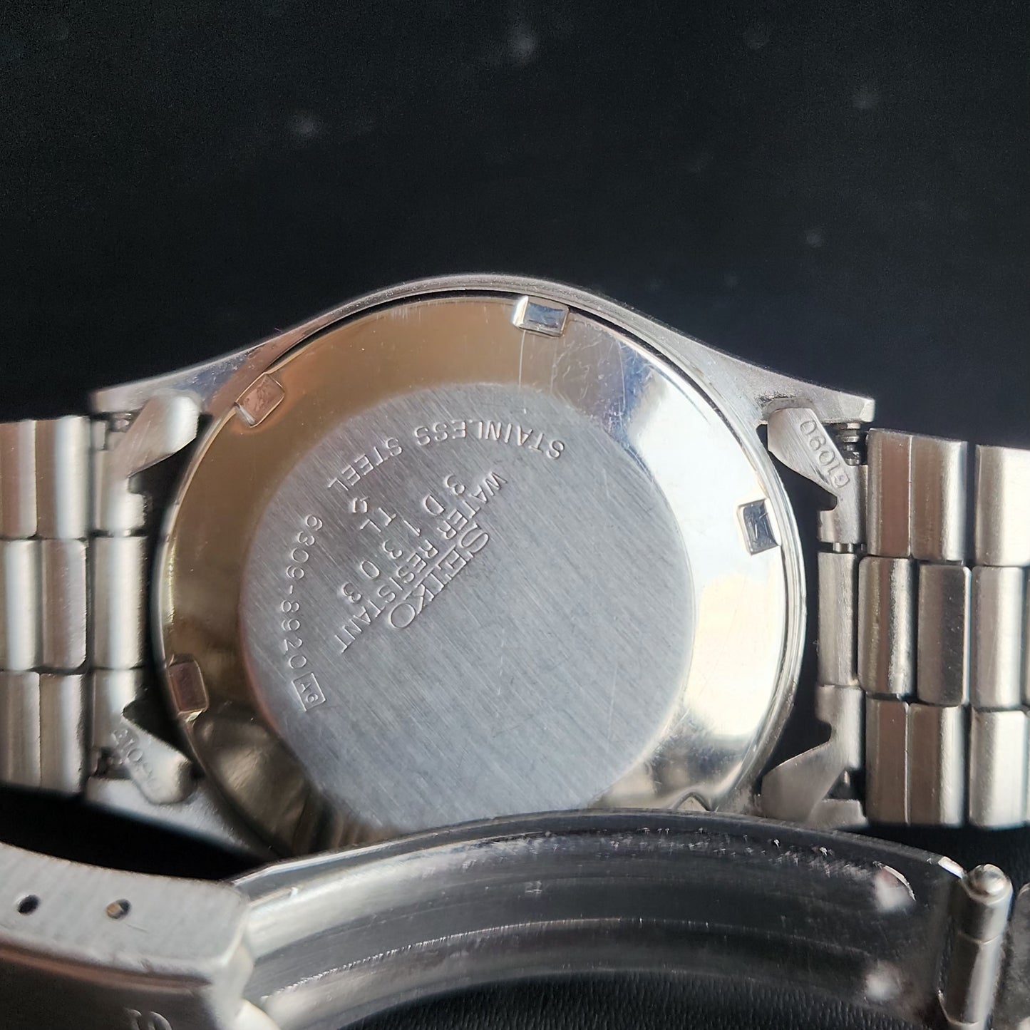 Vintage 1983 Original Seiko 5 Automatic 6309-8920 White Face 17 Jewels Day-Date Japanese Men's Wrist Watch S22