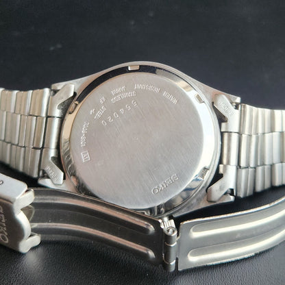 Vintage 1985 Original Seiko 5 Automatic 7009-3101 Golden Face 17 Jewels Day-Date Japanese Men's Wrist Watch S23
