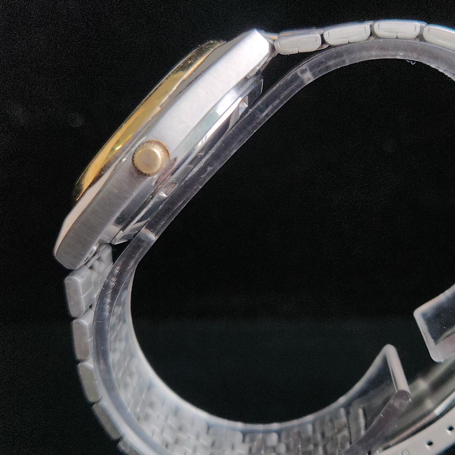 Vintage 2005 Original Seiko 5 Automatic 7S26-0070 Golden Face 21 Jewels Day-Date Japanese Men's Wrist Watch S57