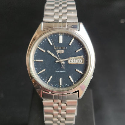 Vintage 1981 Original Seiko 5 Automatic 6309-5130 Blue Face 17 Jewels Day-Date Japanese Men's Wrist Watch S52