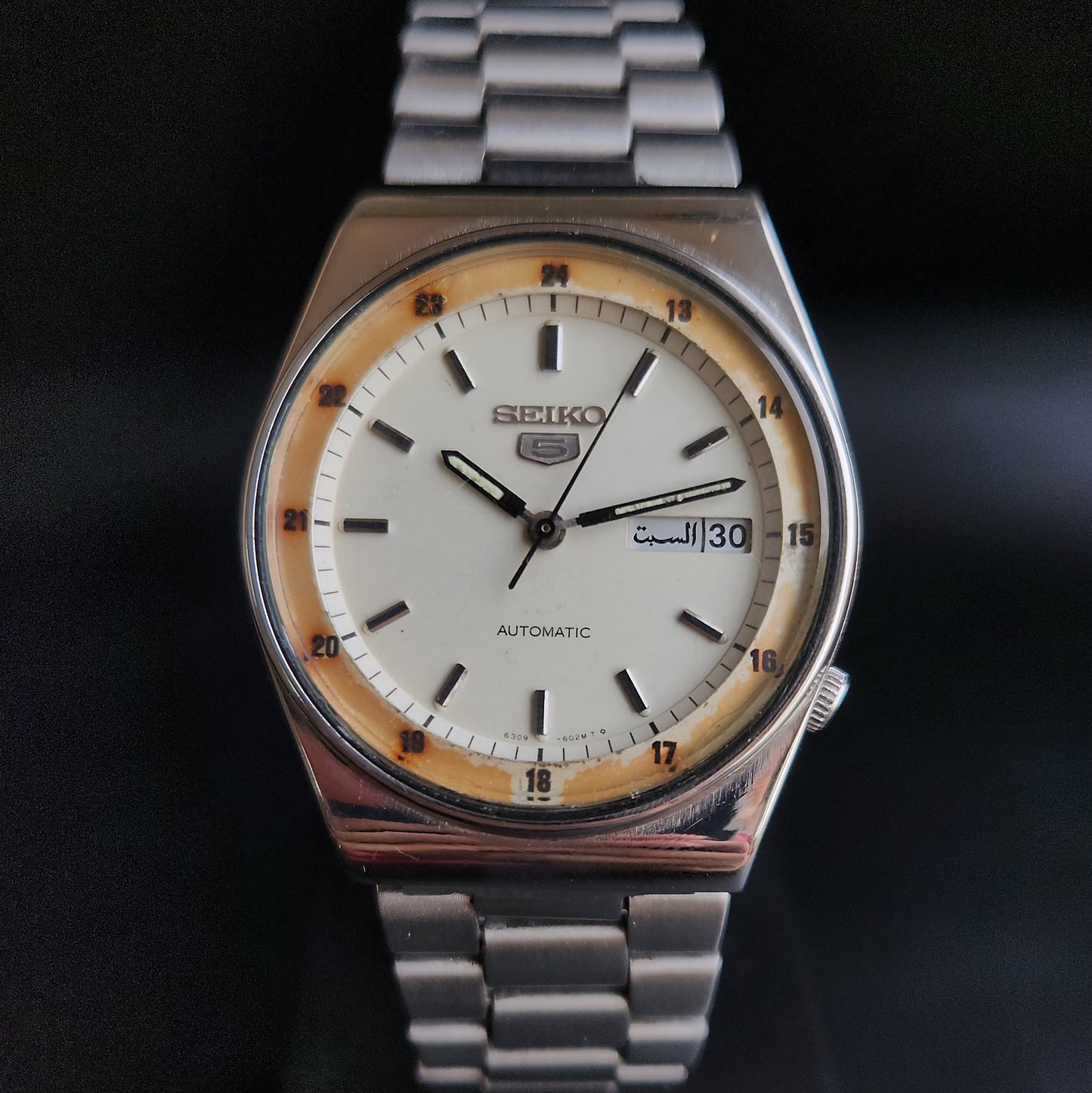 Vintage 1981 Original Seiko 5 Automatic 6309-602A White Face 17 Jewels Day-Date Japanese Men's Wrist Watch S28