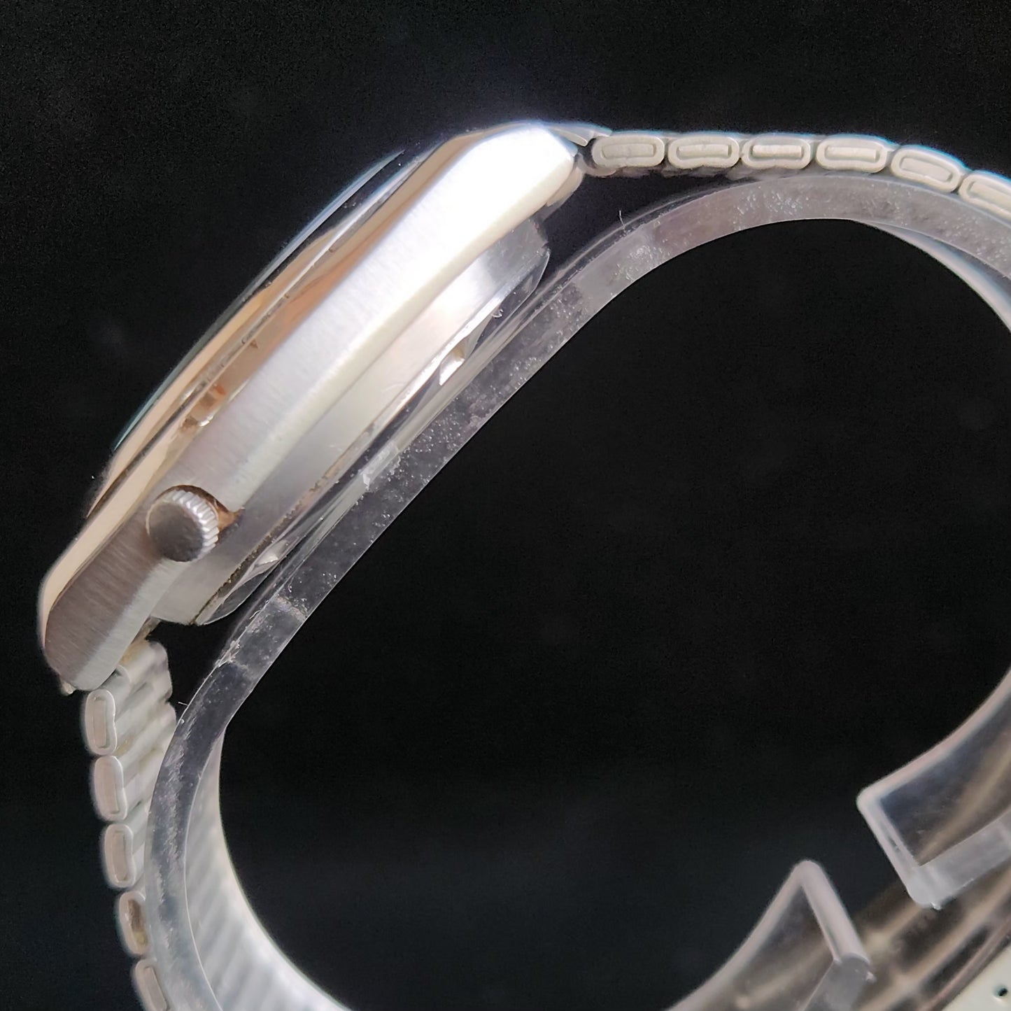 Vintage 1985 Original Seiko 5 Automatic 7009-8761 Grey Face 17 Jewels Day-Date Japanese Men's Wrist Watch S30