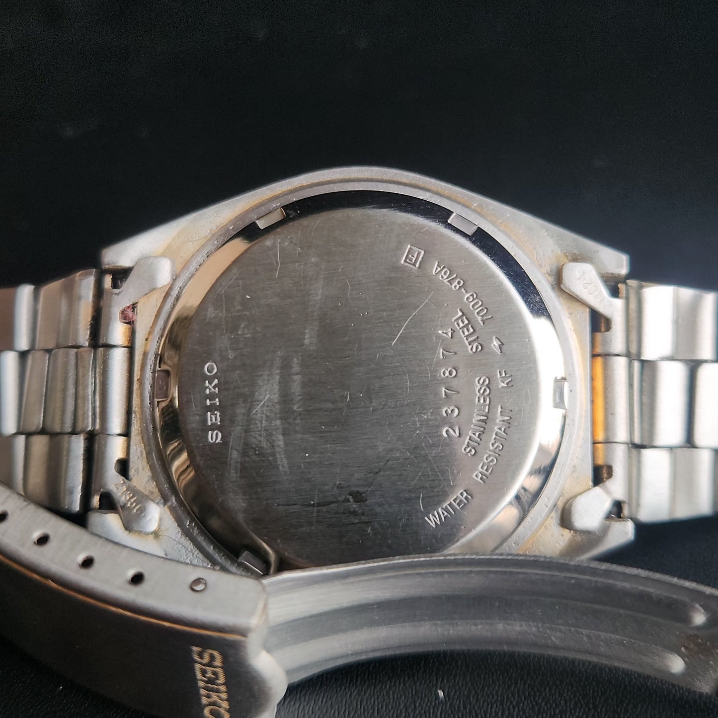 Vintage 1982 Original Seiko 5 Automatic 7009-876A BlacK Face 17 Jewels Day-Date Japanese Men's Wrist Watch S61