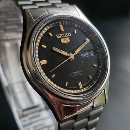 Vintage 1969 Original Seiko 5 Automatic 7019-8180 Black Face 21 Jewels Day-Date Japanese Men's Wrist Watch S36