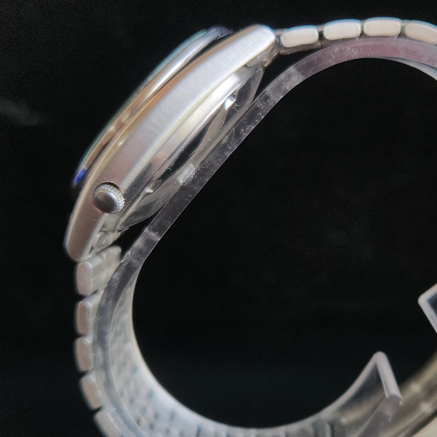 Vintage 1983 Original Seiko 5 Automatic 3609-8840 White Face 17 Jewels Day-Date Japanese Men's Wrist Watch S39