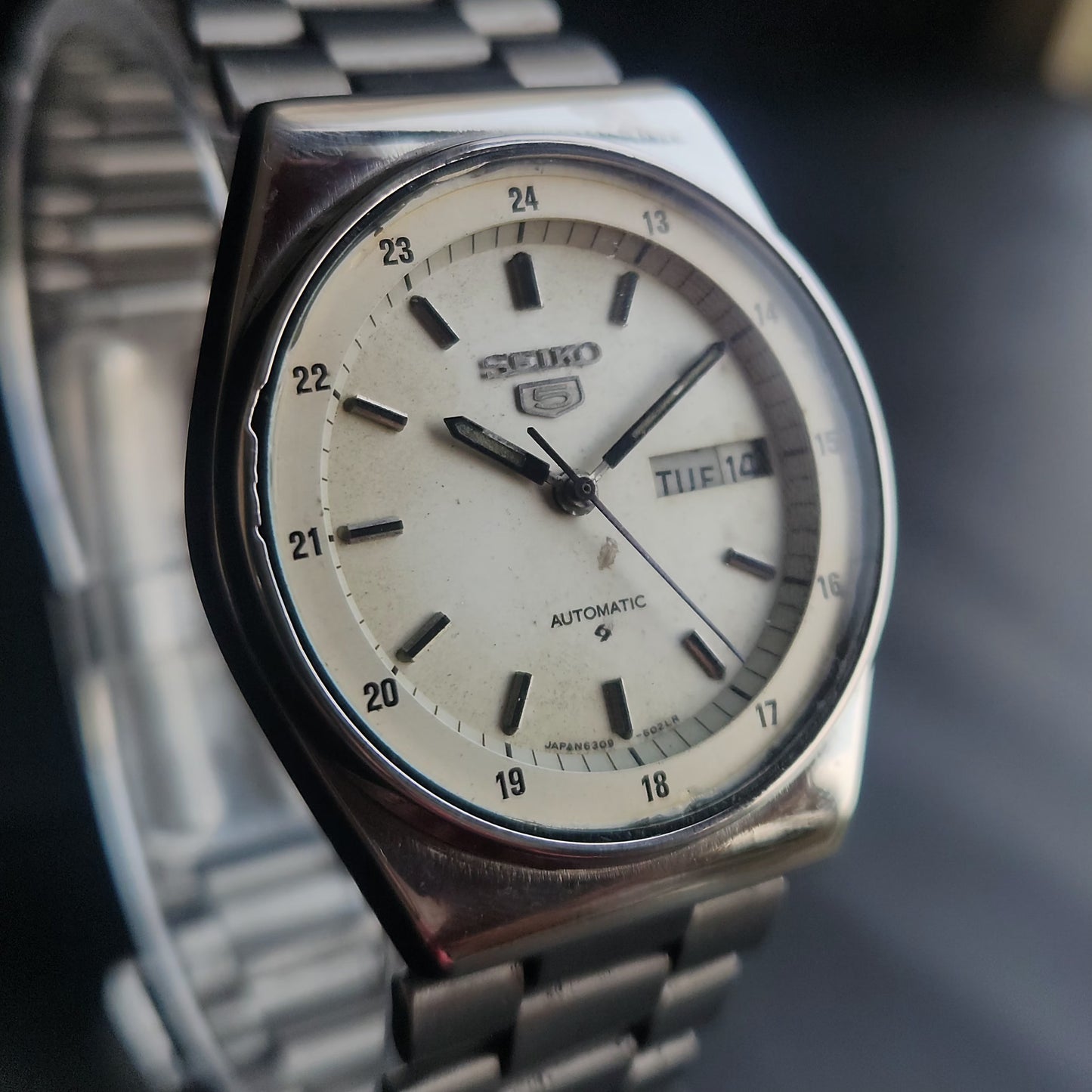 Vintage 1981 Original Seiko 5 Automatic 6309-6020 White Face 17 Jewels Day-Date Japanese Men's Wrist Watch S41