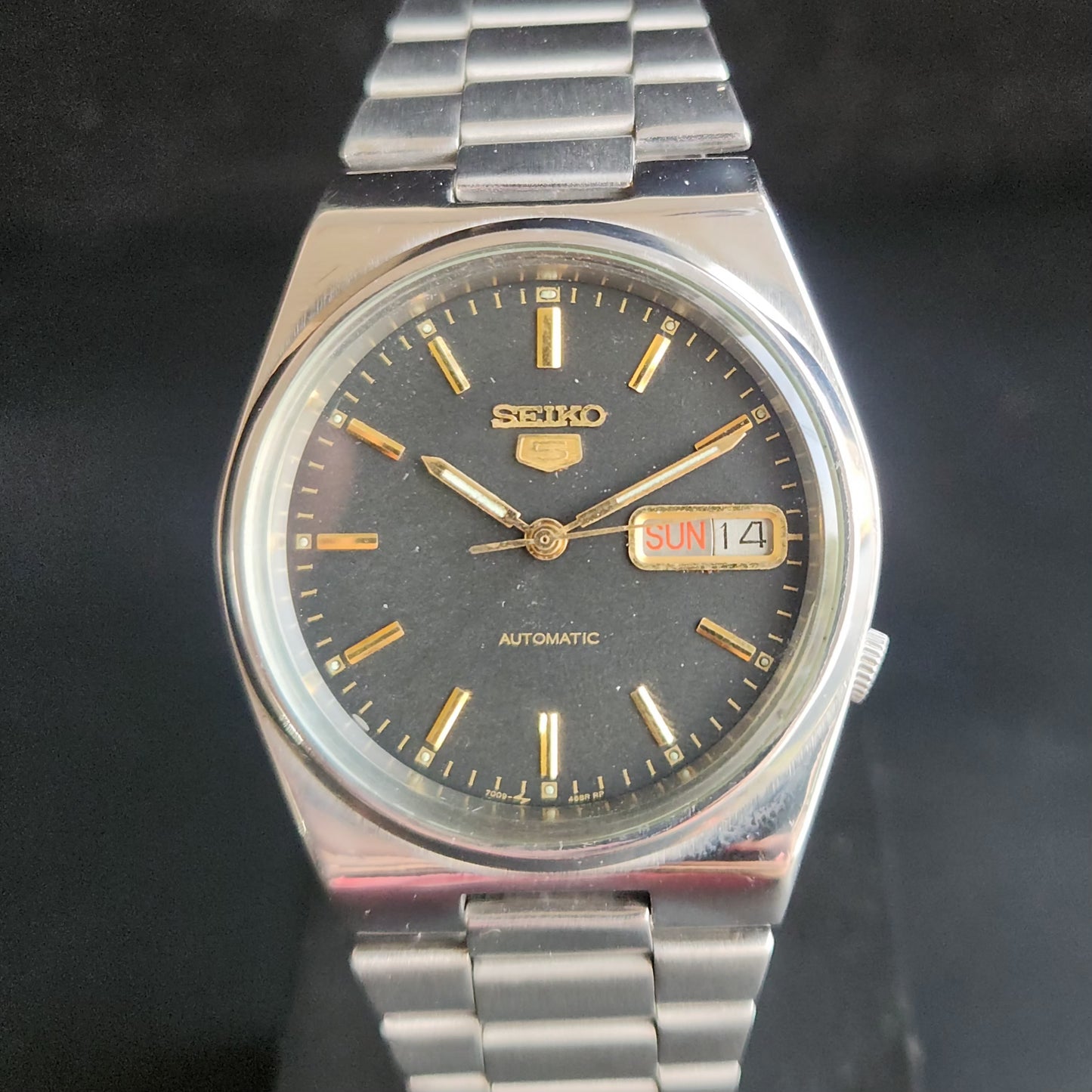Vintage 2001 Original Seiko 5 Automatic 7009-3131 Black Face 17 Jewels Day-Date Japanese Men's Wrist Watch S59