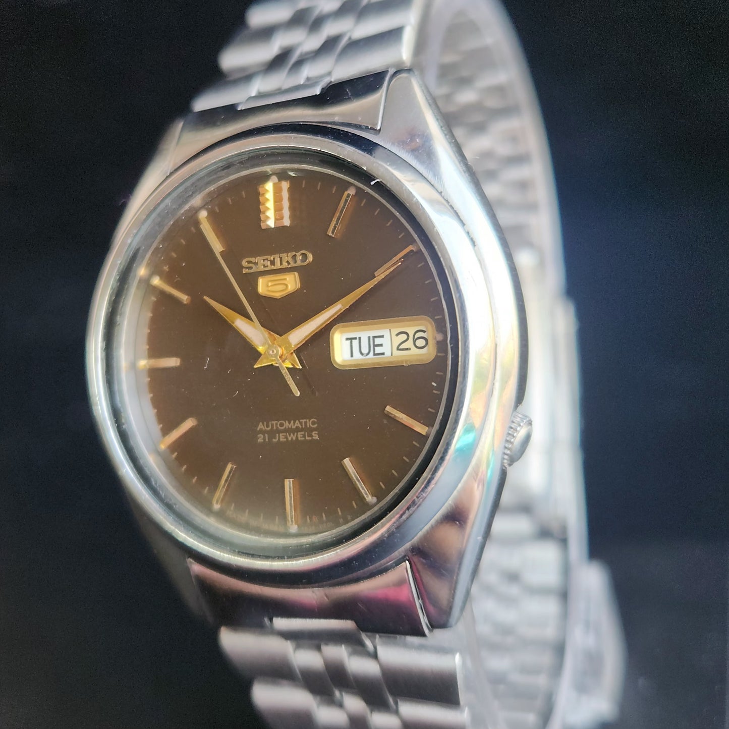 Vintage 1996 Original Seiko 5 Automatic 7S26-3180 Brown Face 21 Jewels Day-Date Japanese Men's Wrist Watch S43