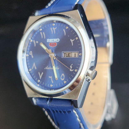 Vintage Mod Arabic Seiko 5 Automatic 17 Jewels Cal. 7009 Blue Face Blue Leather Band Day-Date Men's Wrist Watch S70