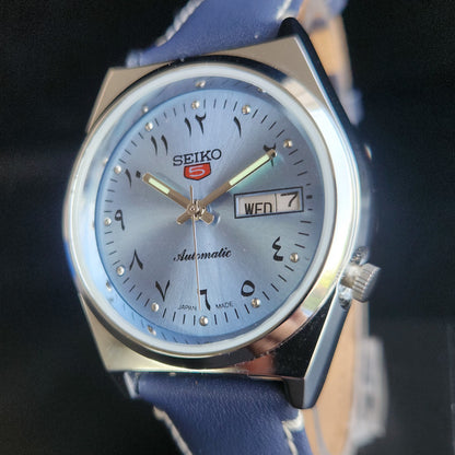 Vintage Mod Arabic Seiko 5 Automatic 17 Jewels Cal. 7009 Blue Face Blue Leather Band Day-Date Men's Wrist Watch S72