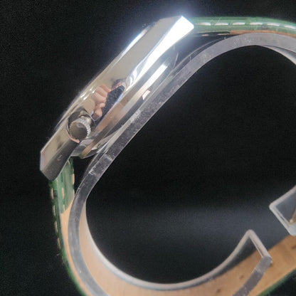Vintage Mod Seiko 5 Automatic 17 Jewels Cal. 7009 Silver Face Green Leather Band Day-Date Men's Wrist Watch S77