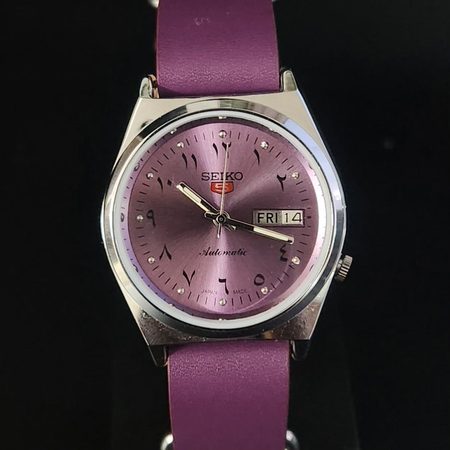 Vintage Mod Arabic Seiko 5 Automatic 17 Jewels Cal. 7009 Purple Face Purple Nato Leather Band Day-Date Men's Wrist Watch S74