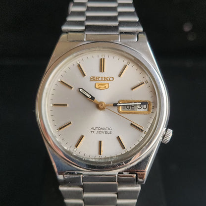 Vintage 1970 Original Seiko 5 Automatic 7019-8180 Grey Face 17 Jewels Day-Date Japanese Men's Wrist Watch S50