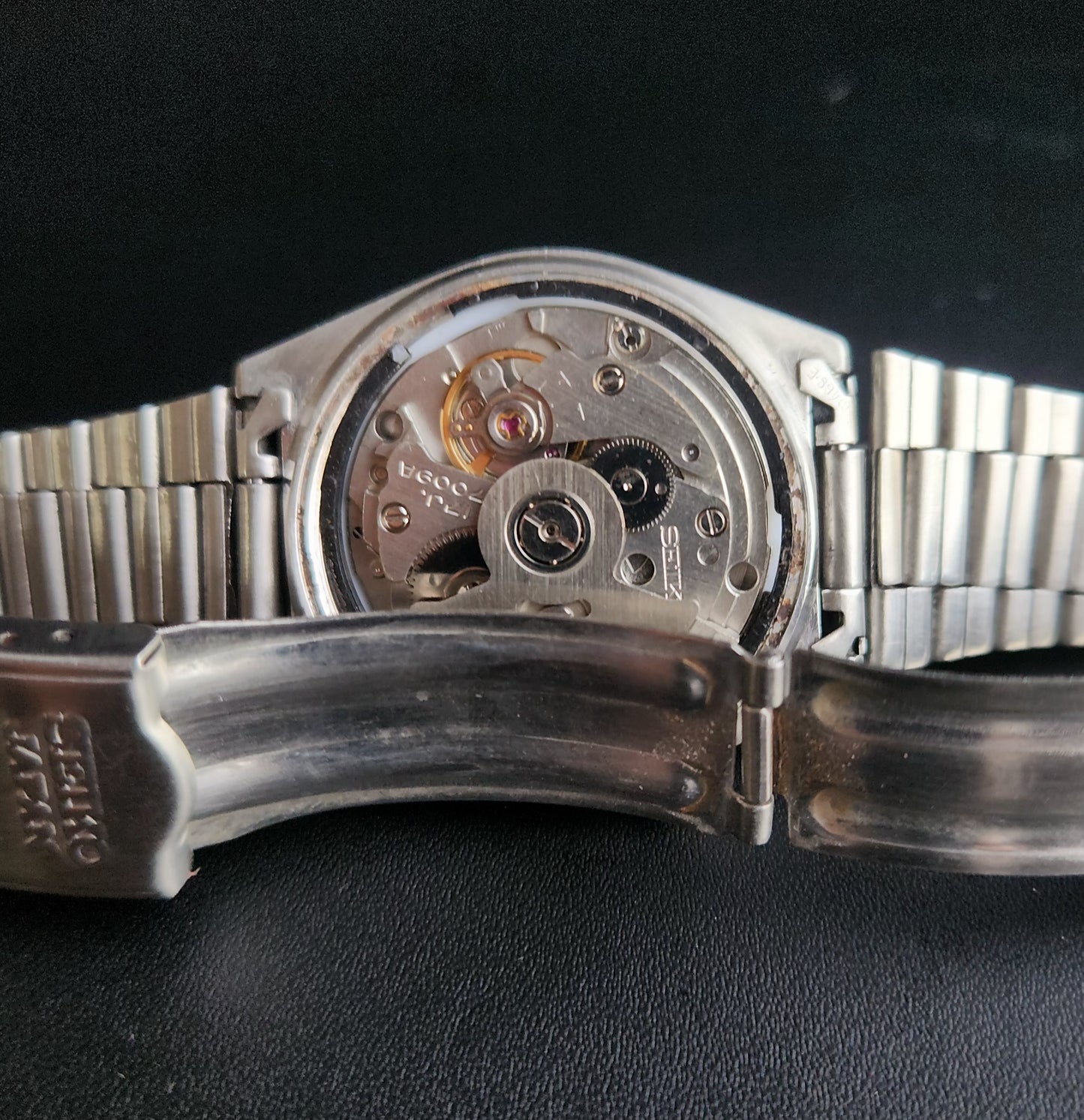 Vintage 1970 Original Seiko 5 Automatic 7019-8180 Grey Face 17 Jewels Day-Date Japanese Men's Wrist Watch S50