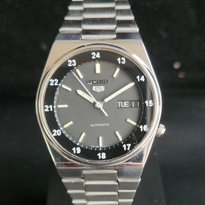 Vintage 2000 Original Seiko 5 Automatic 7S26-3160 Black Face 21 Jewels Day-Date Japanese Men's Wrist Watch S56