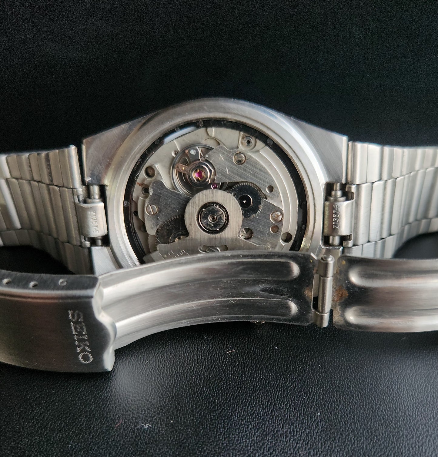 Vintage 2000 Original Seiko 5 Automatic 7S26-3160 Black Face 21 Jewels Day-Date Japanese Men's Wrist Watch S56