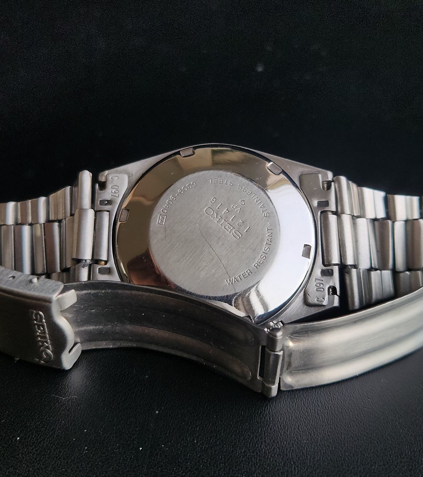 Vintage 1981 Original Seiko 5 Automatic 6309-9040 Black Face 17 Jewels Day-Date Japanese Men's Wrist Watch S63