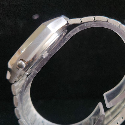 Vintage 1980 Original Seiko 5 Automatic 7009-5180 Silver Face 17 Jewels Day-Date Japanese Men's Wrist Watch S81