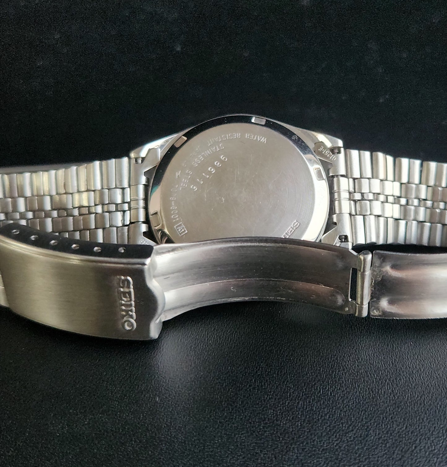 Vintage 1979 Original Seiko 5 Automatic 7009-6001 Grey Face 17 Jewels Day-Date Japanese Men's Wrist Watch S66