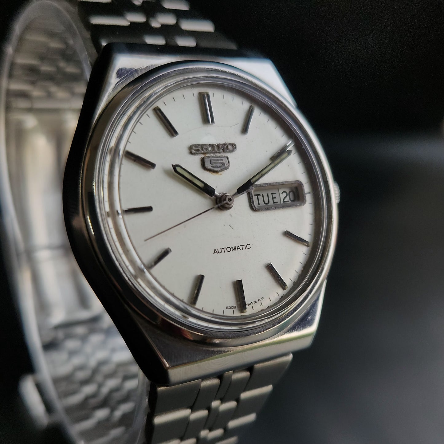Vintage 1985 Original Seiko 5 Automatic 6309-8960 White Face 17 Jewels Day-Date Japanese Men's Wrist Watch S68
