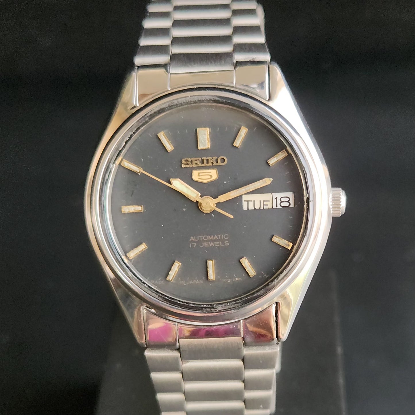 Vintage 1977 Original Seiko 5 Automatic 6309-6240 Black Face 17 Jewels Day-Date Japanese Men's Wrist Watch S83