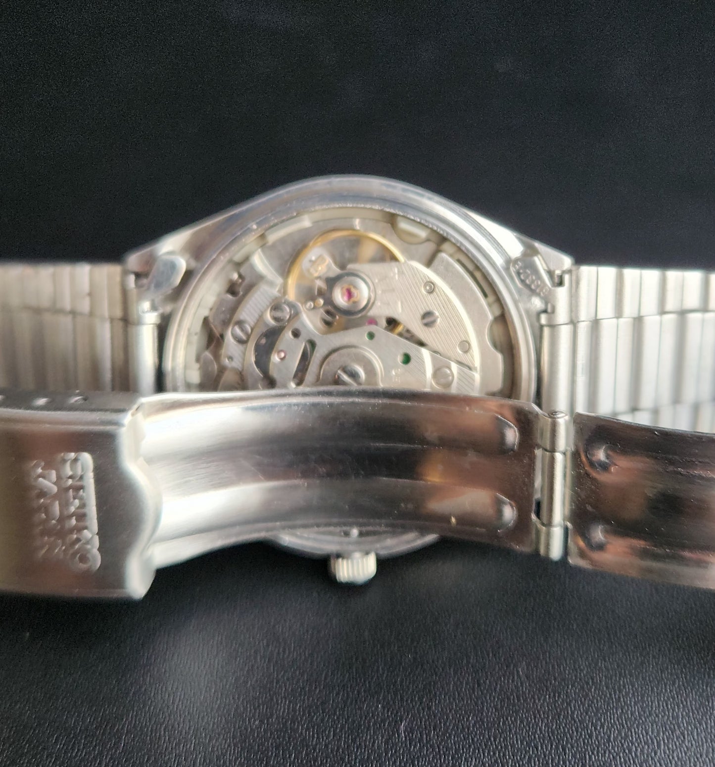 Vintage 1977 Original Seiko 5 Automatic 6309-6240 Black Face 17 Jewels Day-Date Japanese Men's Wrist Watch S83