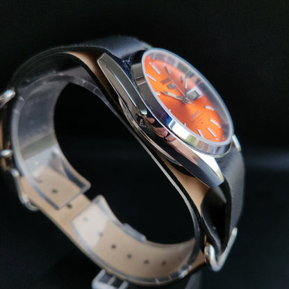 Vintage Mod Seiko 5 Automatic 17 Jewels Cal. 7009 Orange Face Black Nato Leather Band Day-Date Men's Wrist Watch SK