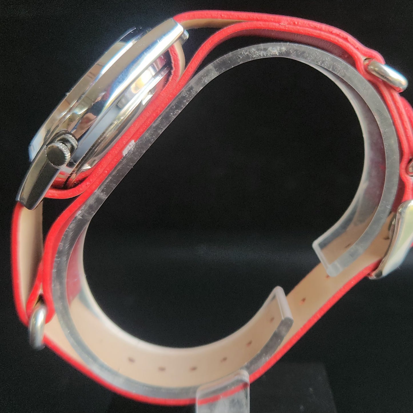 Vintage Mod Seiko 5 Automatic 17 Jewels Cal. 7009 Red Face Red Nato Leather Band Day-Date Men's Wrist Watch Sk