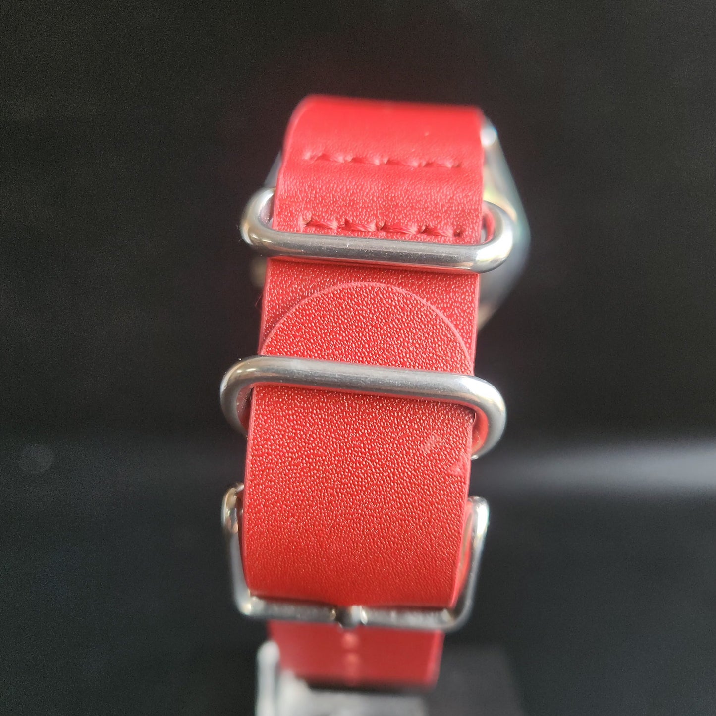 Vintage Mod Seiko 5 Automatic 17 Jewels Cal. 7009 Red Face Red Nato Leather Band Day-Date Men's Wrist Watch Sk