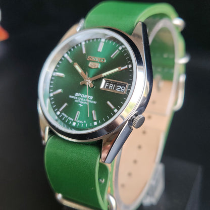 Vintage Mod Seiko 5 Automatic 17 Jewels Cal. 7009 Green Face Green Nato Leather Band Day-Date Men's Wrist Watch SK
