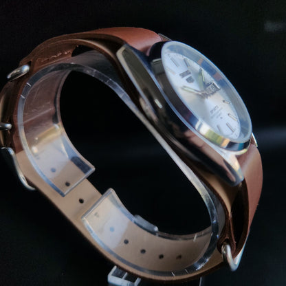 Vintage Mod Seiko 5 Automatic 17 Jewels Cal. 7009 Silver Face Brown Leather Band Day-Date Men's Wrist Watch Sk