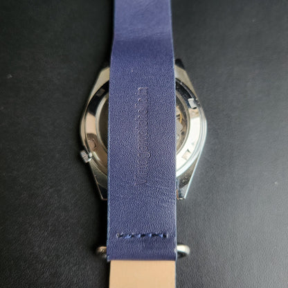 Vintage Mod Seiko 5 Automatic 17 Jewels Cal. 7009 Blue Face Blue Nato Leather Band Day-Date Men's Wrist Watch Sk