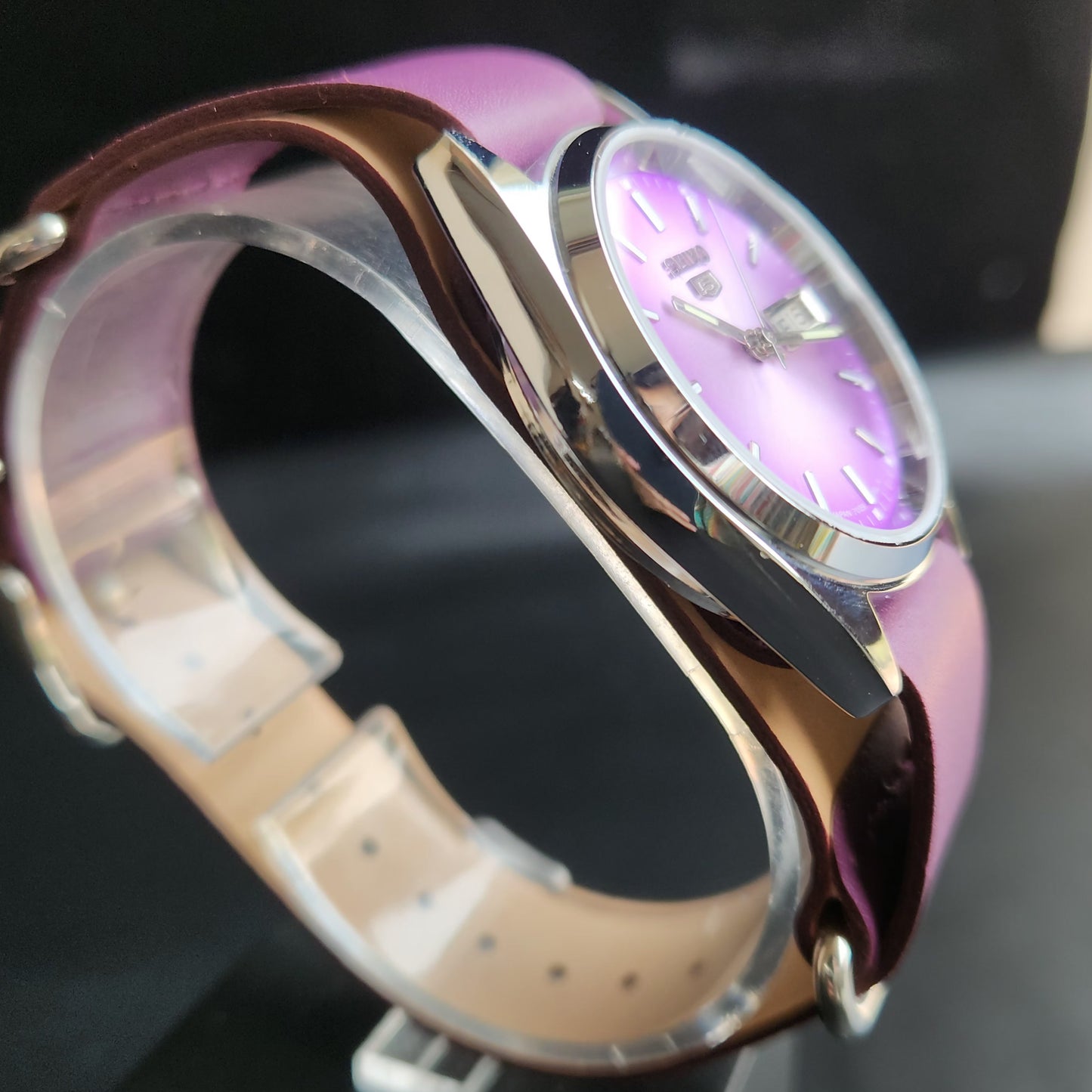 Vintage Mod  Seiko 5 Automatic 17 Jewels Cal. 7009 Purple Face Purple Nato Leather Band Day-Date Men's Wrist Watch Sk