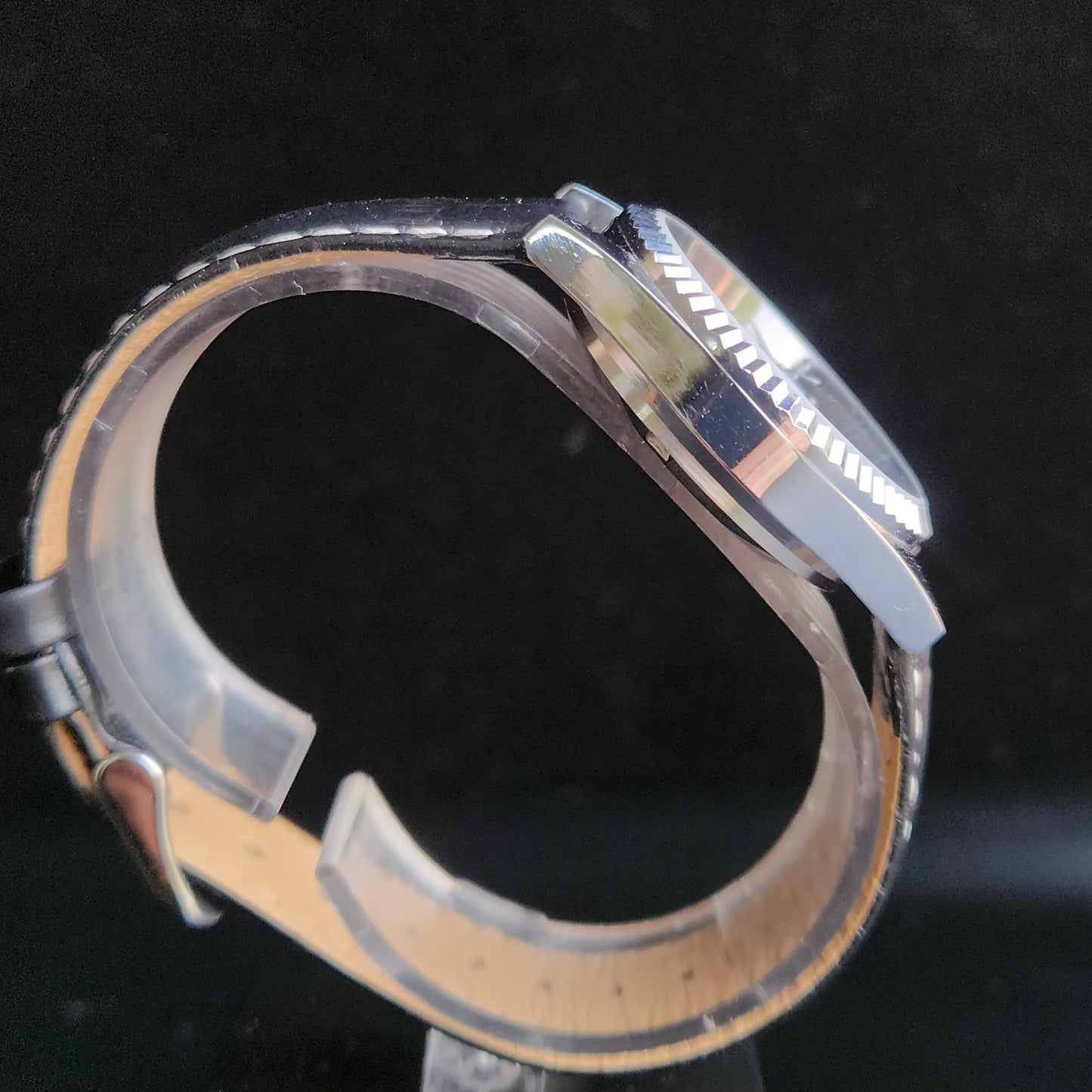 Vintage Mod HMT Kohinoor Devanagari Hand Winding 17 Jewels Black Face Fluted Bazel Black Croco Leather Strap Men's Wrist Watch S88