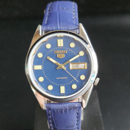Vintage Mod  Seiko 5 Automatic 17 Jewels Cal. 7009 Blue Face Blue Leather Band Day-Date Men's Wrist Watch Sk