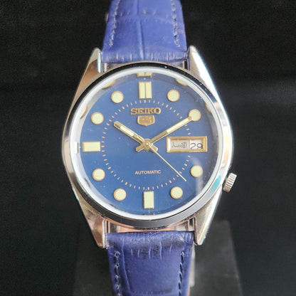 Vintage Mod  Seiko 5 Automatic 17 Jewels Cal. 7009 Blue Face Blue Leather Band Day-Date Men's Wrist Watch Sk