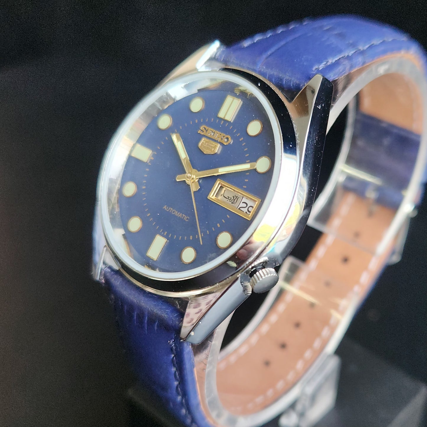 Vintage Mod  Seiko 5 Automatic 17 Jewels Cal. 7009 Blue Face Blue Leather Band Day-Date Men's Wrist Watch Sk