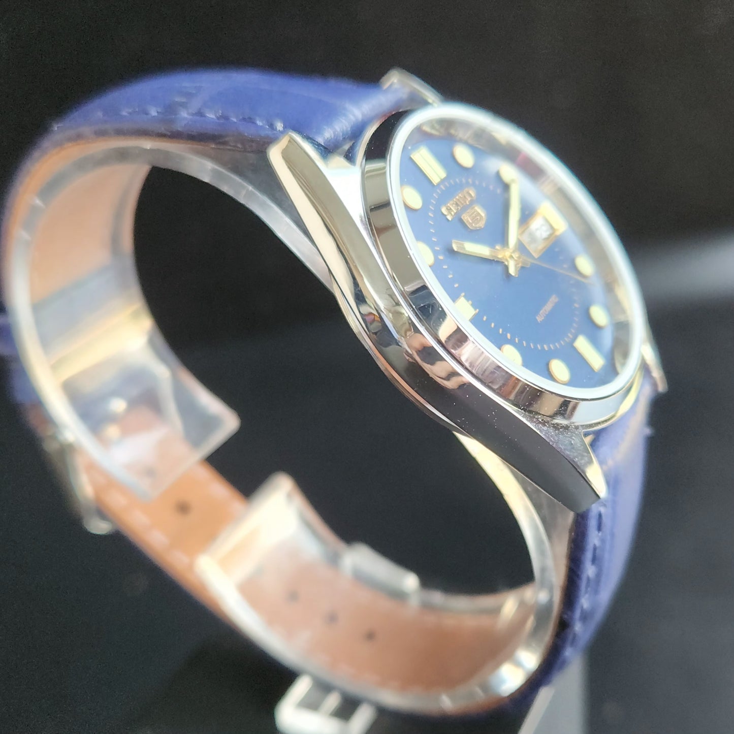 Vintage Mod  Seiko 5 Automatic 17 Jewels Cal. 7009 Blue Face Blue Leather Band Day-Date Men's Wrist Watch Sk