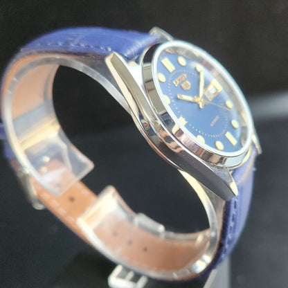 Vintage Mod  Seiko 5 Automatic 17 Jewels Cal. 7009 Blue Face Blue Leather Band Day-Date Men's Wrist Watch Sk