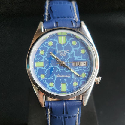 Vintage Mod Seiko 5 Automatic 17 Jewels Cal. 7009 Blue Face Blue Leather Band Day-Date Men's Wrist Watch Sk
