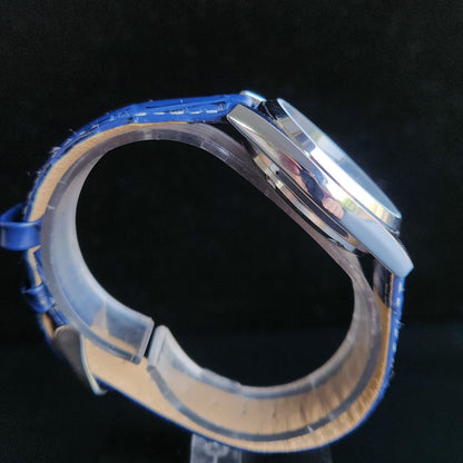 Vintage Mod Seiko 5 Automatic 17 Jewels Cal. 7009 Blue Face Blue Leather Band Day-Date Men's Wrist Watch Sk