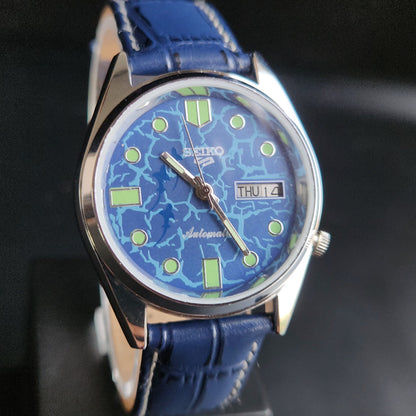 Vintage Mod Seiko 5 Automatic 17 Jewels Cal. 7009 Blue Face Blue Leather Band Day-Date Men's Wrist Watch Sk